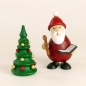Mobile Preview: Ullrich Weihnachtsmann stehend mit Flöte und Weihnachtsbaum